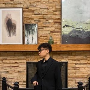 Meet your Posher, Hoàng